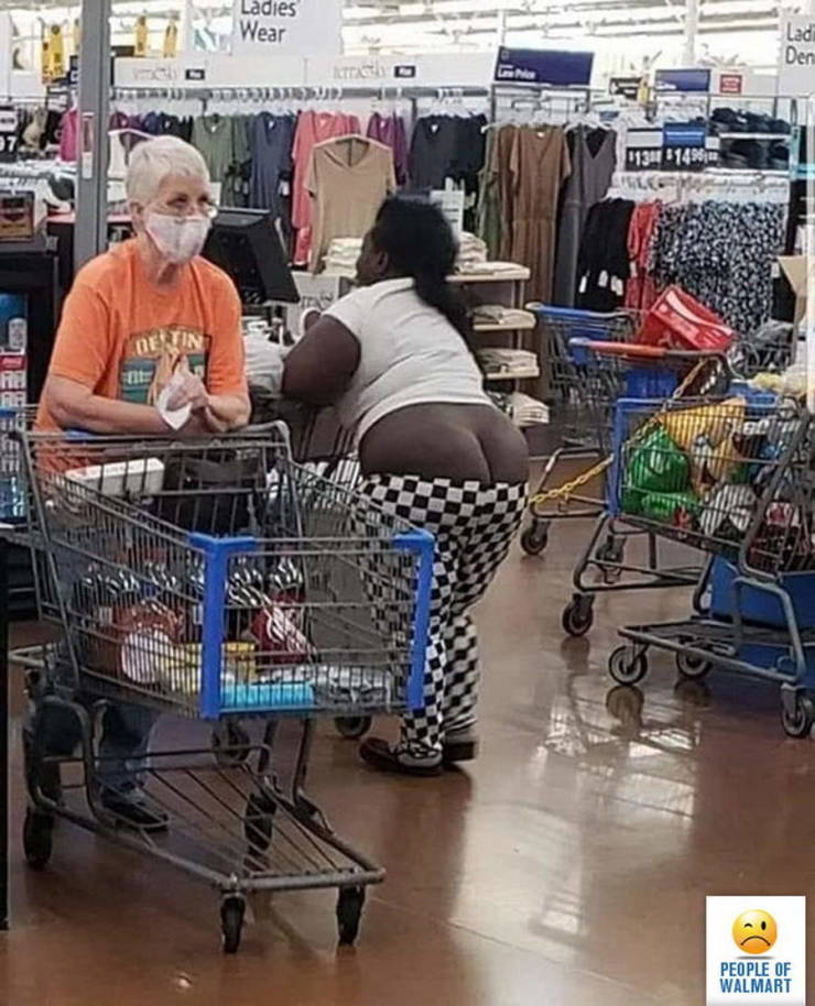 Walmart Customers Are Wild…