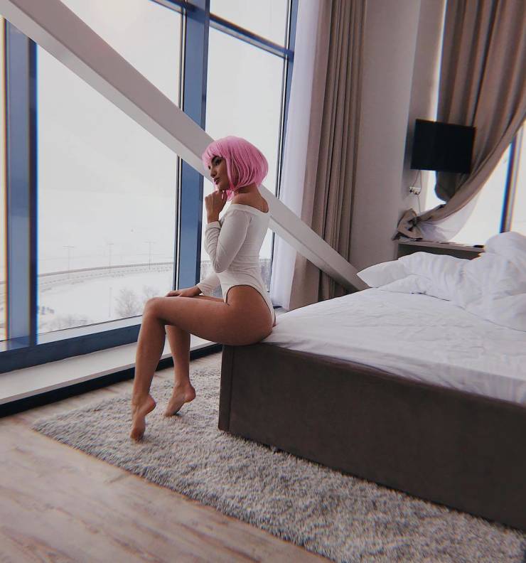 Meet Russia’s Most Beautiful Stewardess – Alena Glukhova