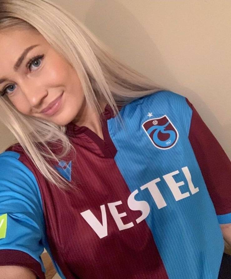 These Football Fans Are Spicy!