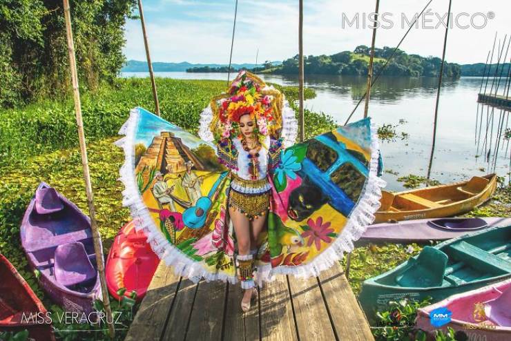 2020 “Miss Mexico” Contestants In National Dresses