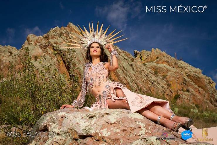 2020 “Miss Mexico” Contestants In National Dresses