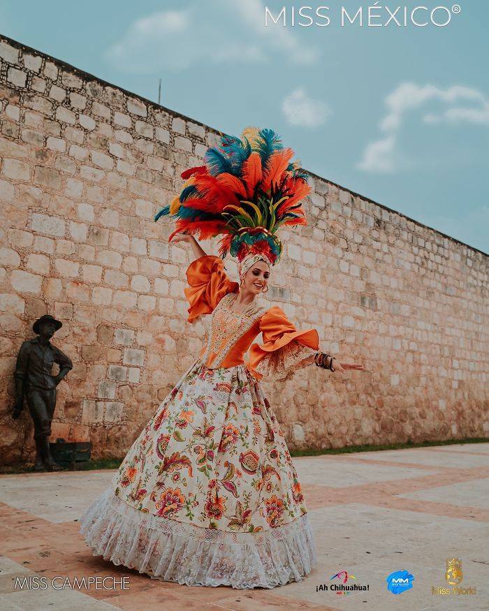 2020 “Miss Mexico” Contestants In National Dresses