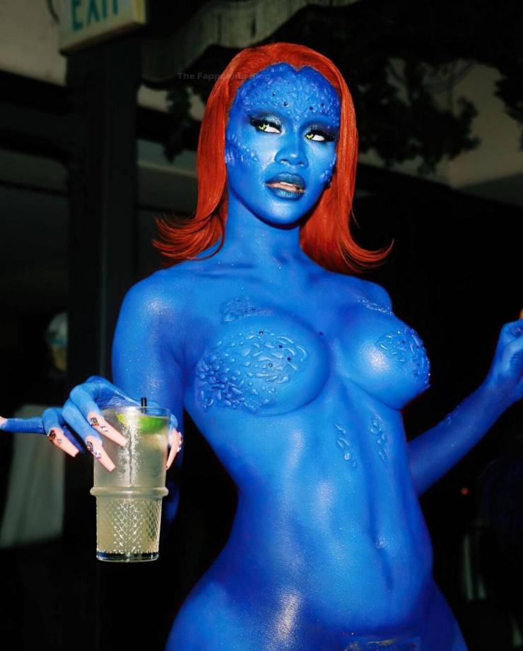 That’s A Great Mystique Cosplay!