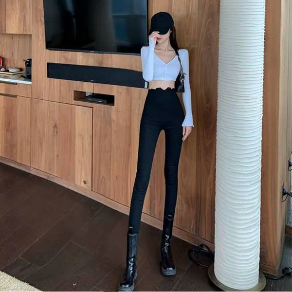 Woah, Chill With That Photoshop!