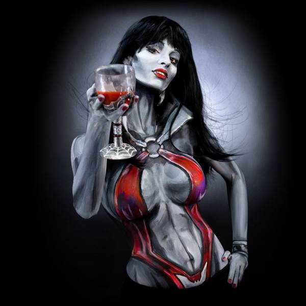 Kay Pike Knows Everything About Cool Body Painting!