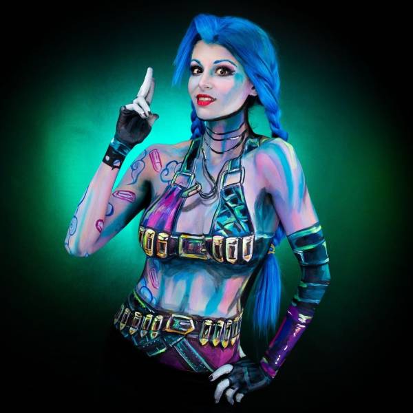 Kay Pike Knows Everything About Cool Body Painting!