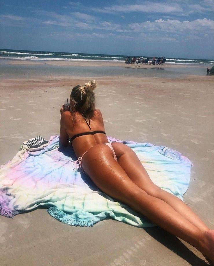 A Booty-full Collection Of Girls