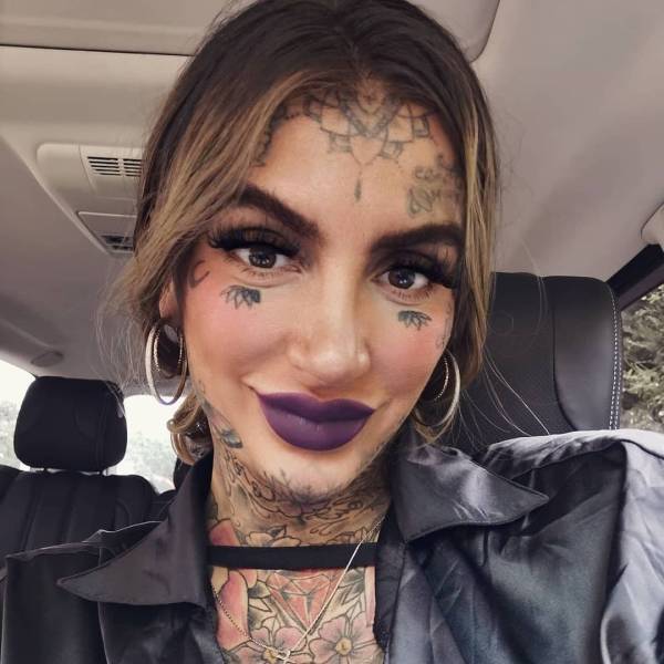 Freaks! Freaks Everywhere!