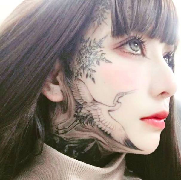 Freaks! Freaks Everywhere!