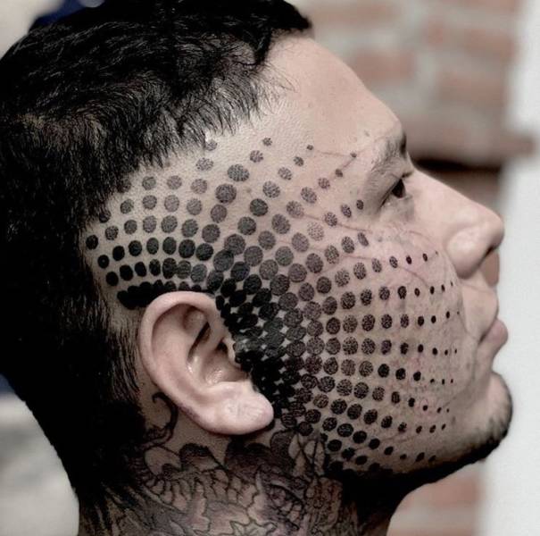 Freaks! Freaks Everywhere!