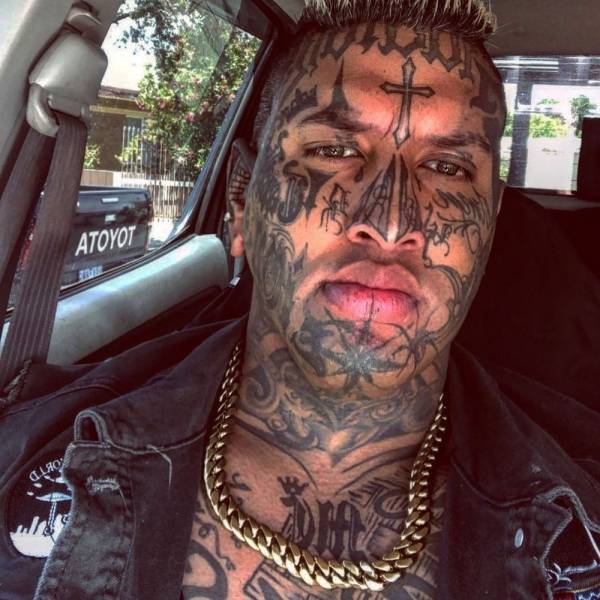 Freaks! Freaks Everywhere!