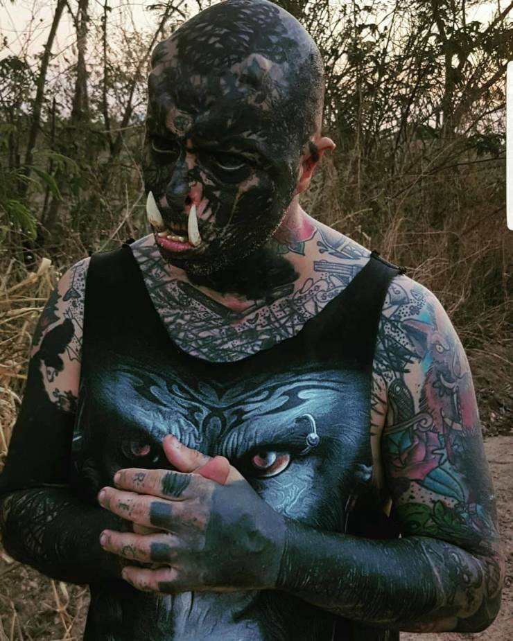 Freaks! Freaks Everywhere!