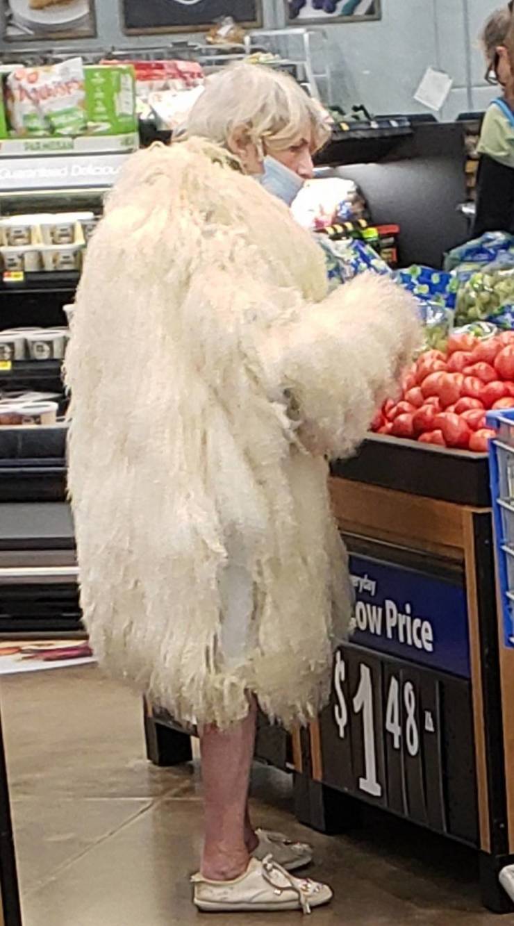 walmart visitors are very special 72 pics 10.html - 72 HD Photos | Premium Gallery 2021