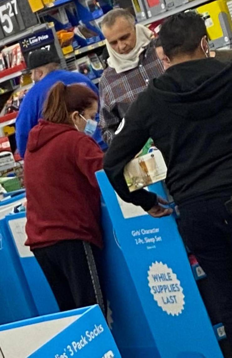 walmart visitors are very special 72 pics 10.html - 72 HD Photos | Premium Gallery 2021