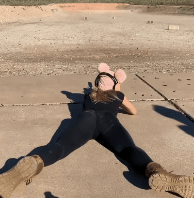 girls and their big guns 30 gifs 3.html - 1 HD GIF | Premium Gallery 2021