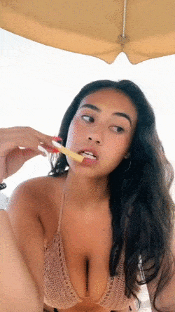 hot girls are here for you 26 gifs 4.html - 1 HD GIF | Premium Gallery 2021