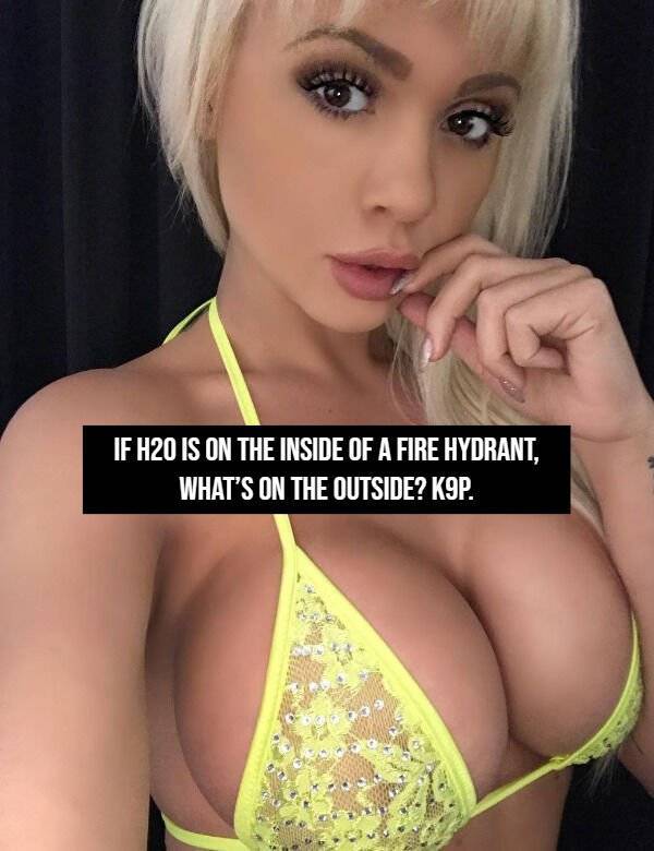 Hey, These Girls Are Funny!