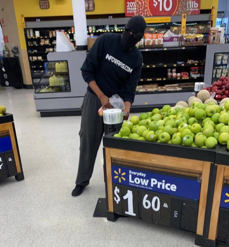 “Walmart” Is A Crazy Place…