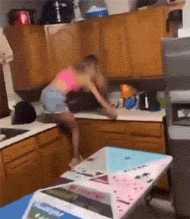 hottie fails are even more spectacular 29 gifs 2.html - 1 HD GIF | Premium Gallery 2021