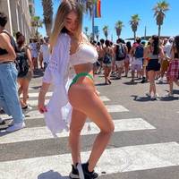 this 50yearold grandma looks like a 20yearold girl 12 pics.html - 12 HD Photos | Premium Gallery 2021