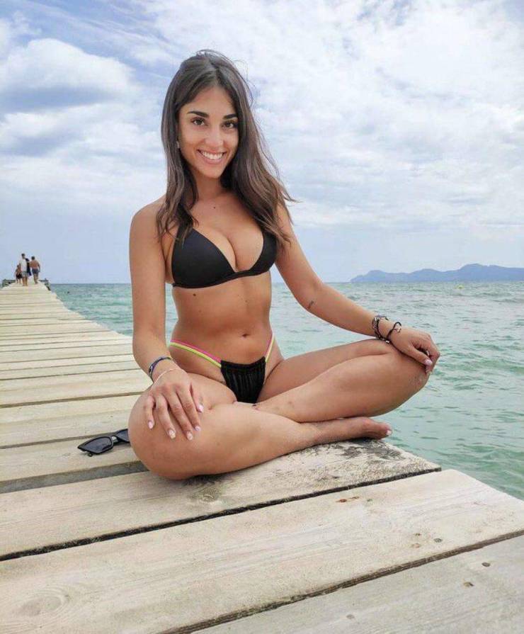 Beautiful Summer Loving Bikini Girls