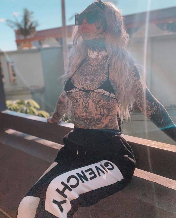 Tattoo Model Complained About Receiving Too Many Negative Comments