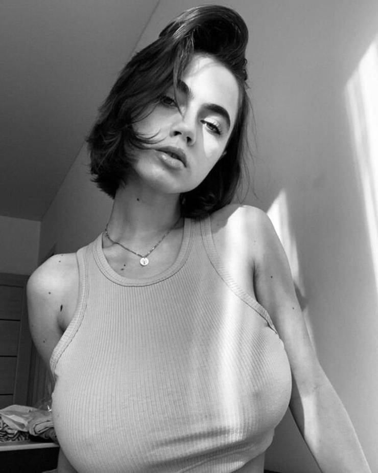 Hey, What Are You Looking At?!