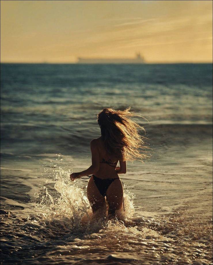 Beautiful Summer Loving Bikini Girls