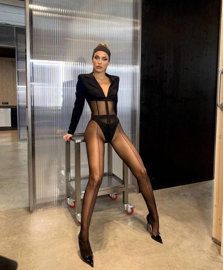 Fishnets And Mesh! It’s So Sexy!