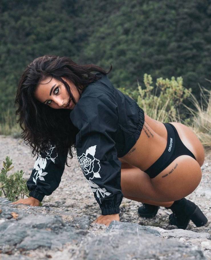 Follow The Tan Lines!