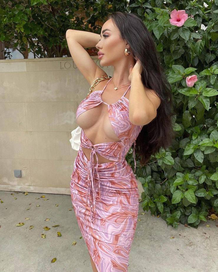 Oh My, Those Tight Dresses