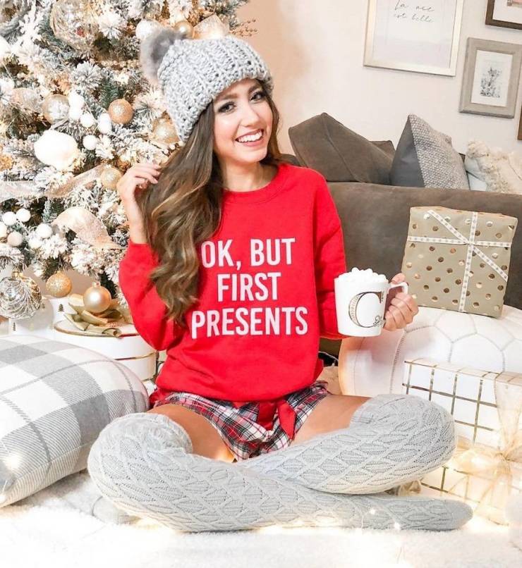 Both Festive AND Sexy!