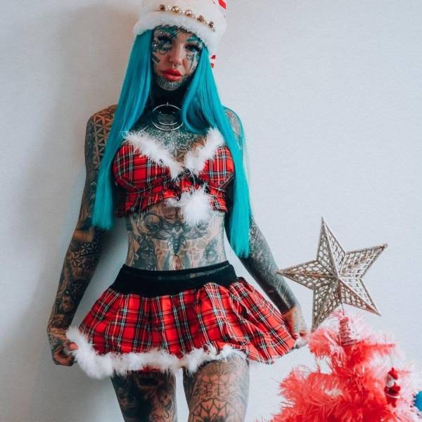 Happy New Year, Our Dear Izispicers!