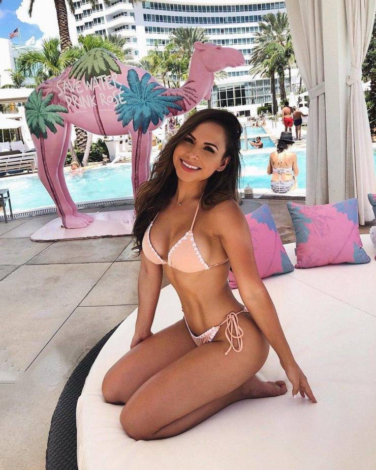 Beautiful Summer Loving Bikini Girls