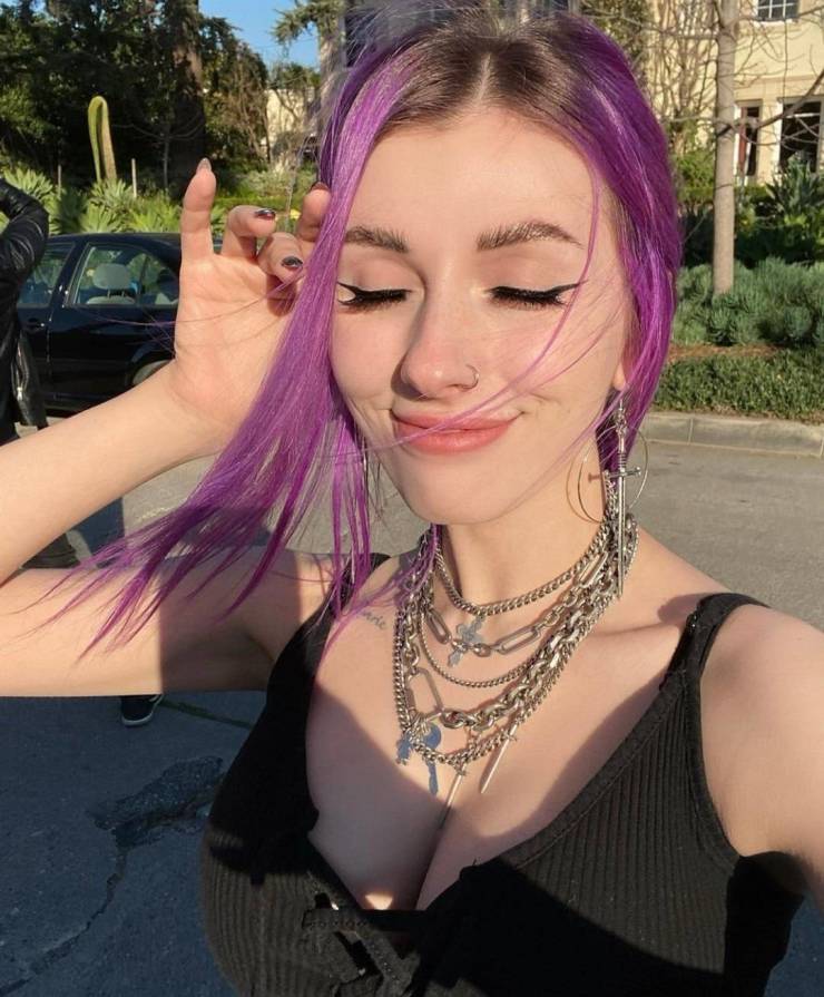 Dyeing To See These Girls?