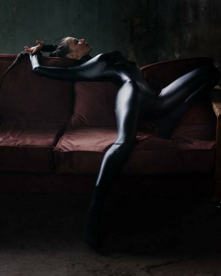 What’s Better? Latex Or Leather?