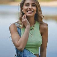 behind the mirror 50 pics.html - 50 HD Photos | Premium Gallery 2022