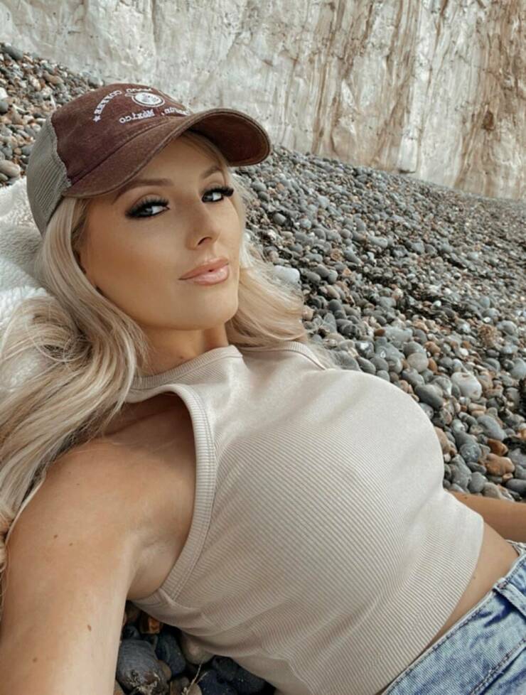 no more bras 50 pics 2.html - 50 HD Photos | Premium Gallery 2022