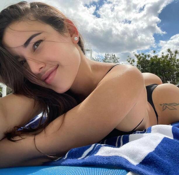 Woah, Is That Butts Over Backs?!