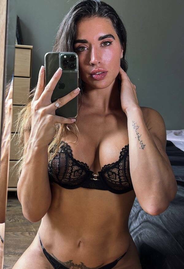 tattooed and sexy 66 pics 16.html - 66 HD Photos | Premium Gallery 2022