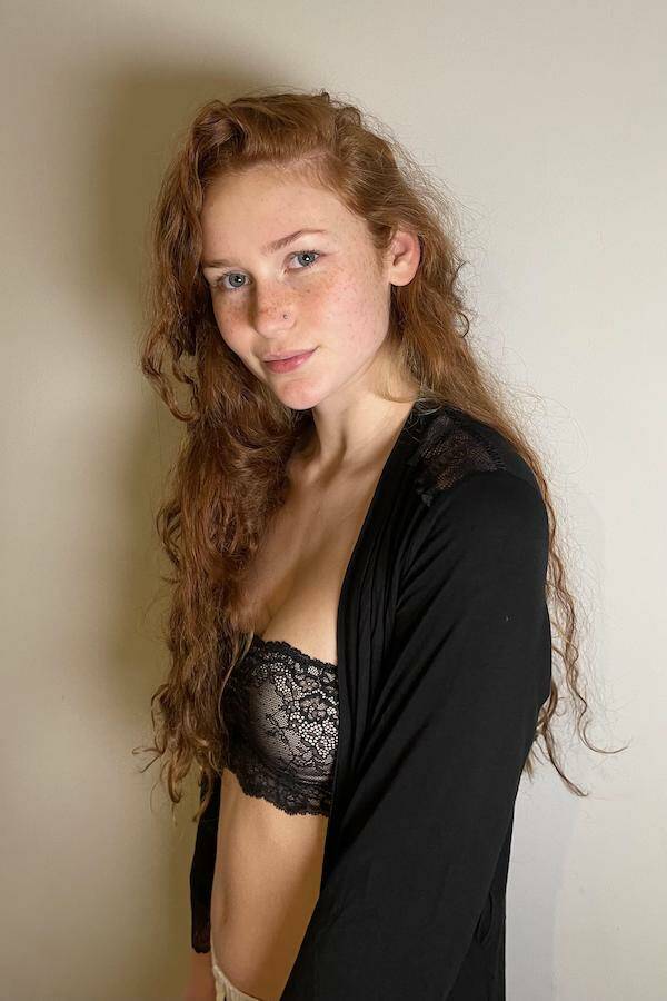 Girls Who Were Kissed By The Sun