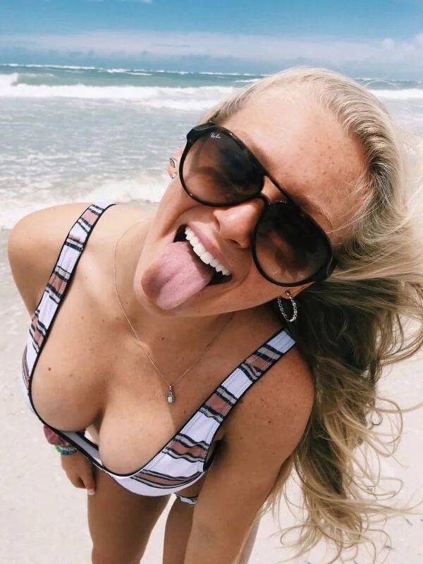 Tongues Out!