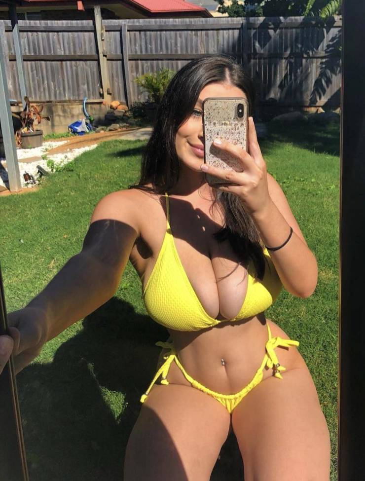 how are their tops still holding 47 pics 8.html - 47 HD Photos | Premium Gallery 2022