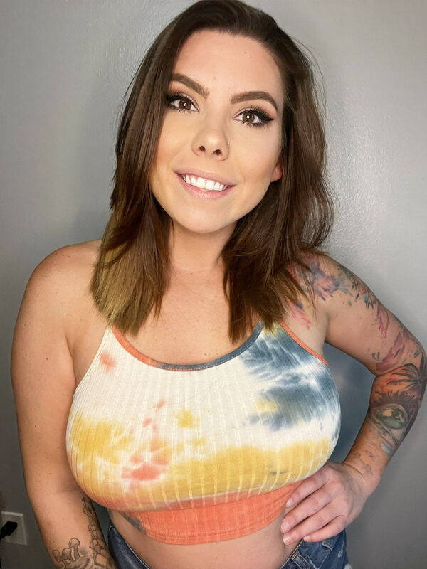 Seductive Brunette Beauties