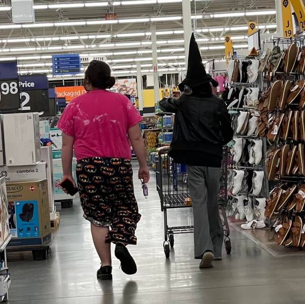 walmart is a wild place 44 pics 5.html - 44 HD Photos | Premium Gallery 2022