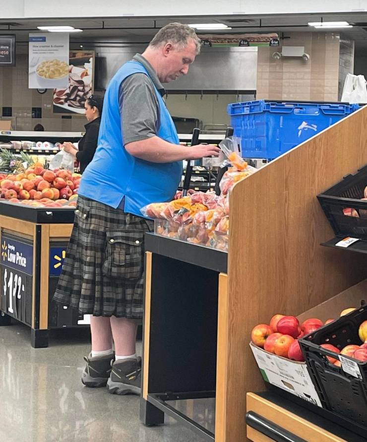 “Walmart” Is A Wild Place…