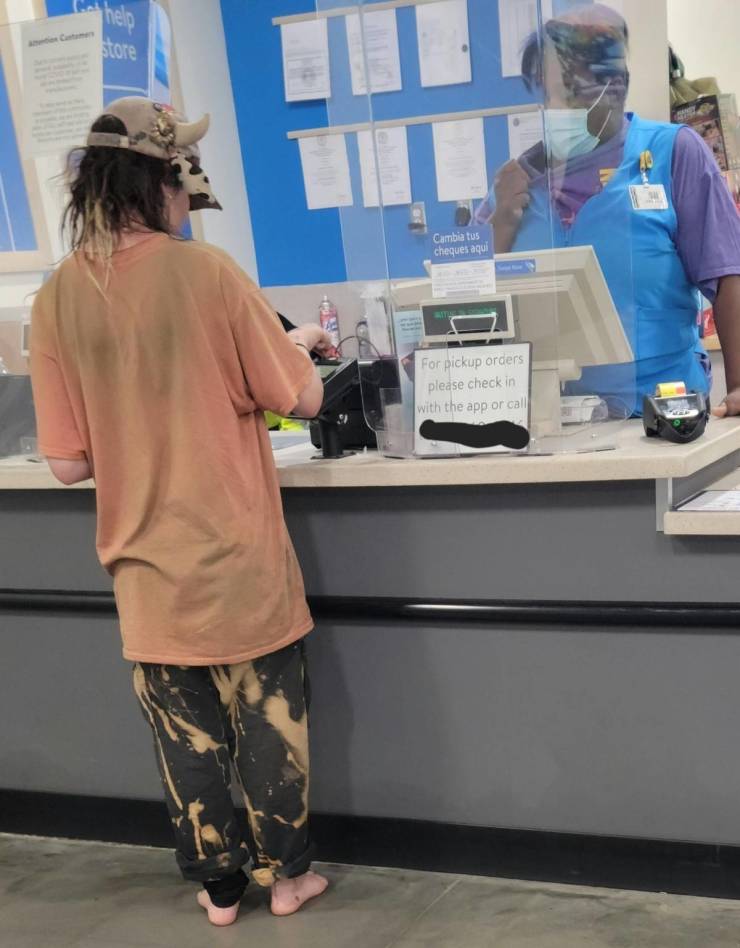 walmart is a wild place 44 pics 5.html - 44 HD Photos | Premium Gallery 2022