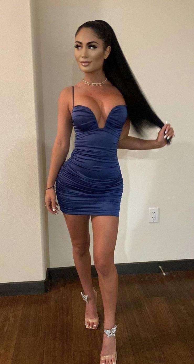 sexy girls in tight dresses 44 pics 3.html - 44 HD Photos | Premium Gallery 2022