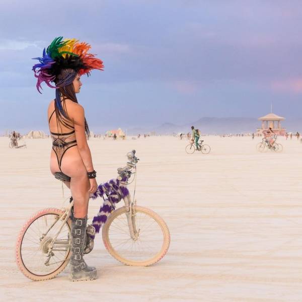 “Burning Man” Festival Is Hot Once Again!