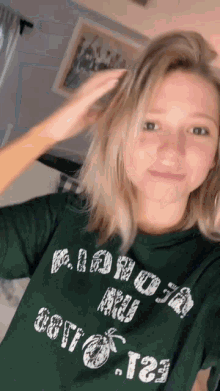 we want to see the reveal 19 gifs 2.html - 1 HD GIF | Premium Gallery 2022